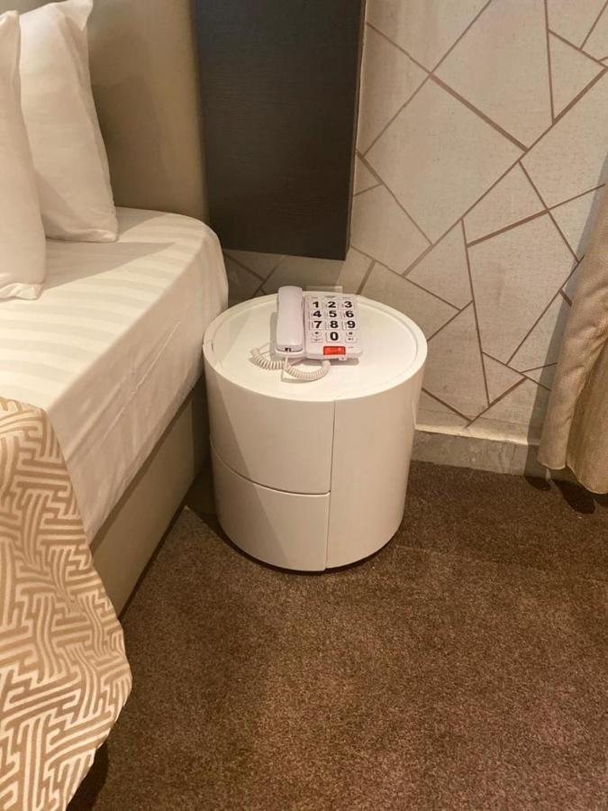 Carlton Gate Hotel Ибадан Екстериор снимка
