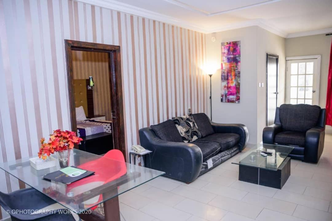 Carlton Gate Hotel Ибадан Екстериор снимка