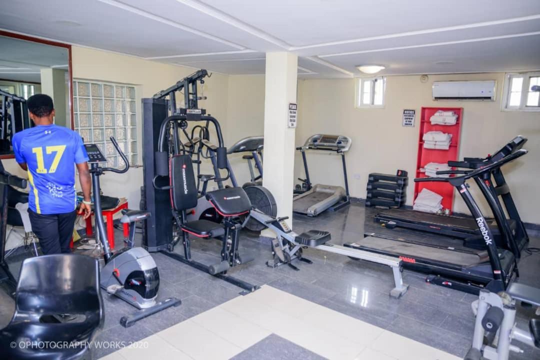 Carlton Gate Hotel Ибадан Екстериор снимка