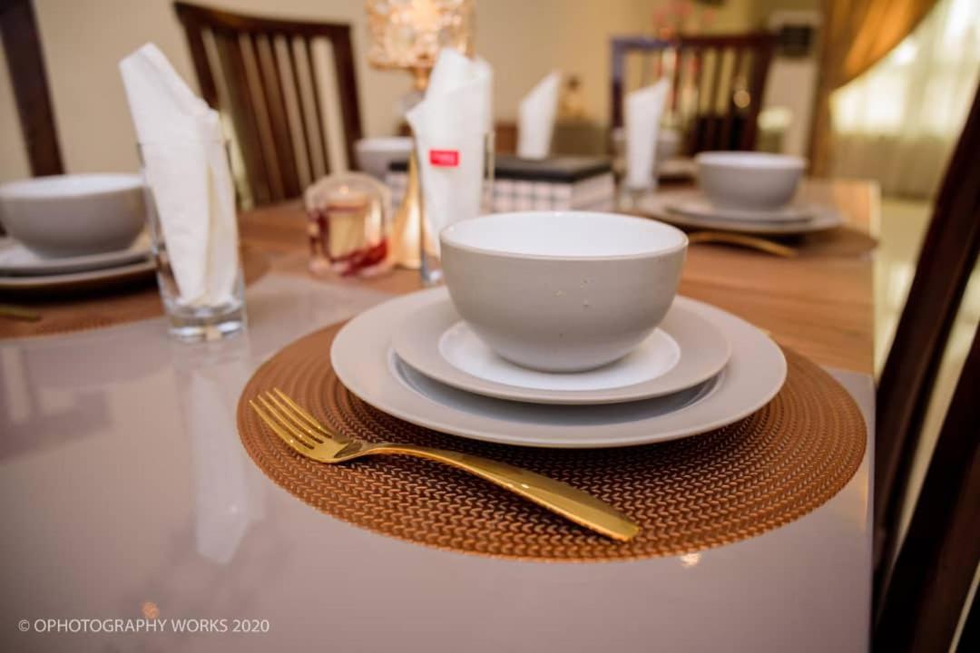 Carlton Gate Hotel Ибадан Екстериор снимка